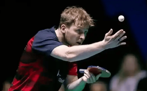 胜利背后都 胜利背后都