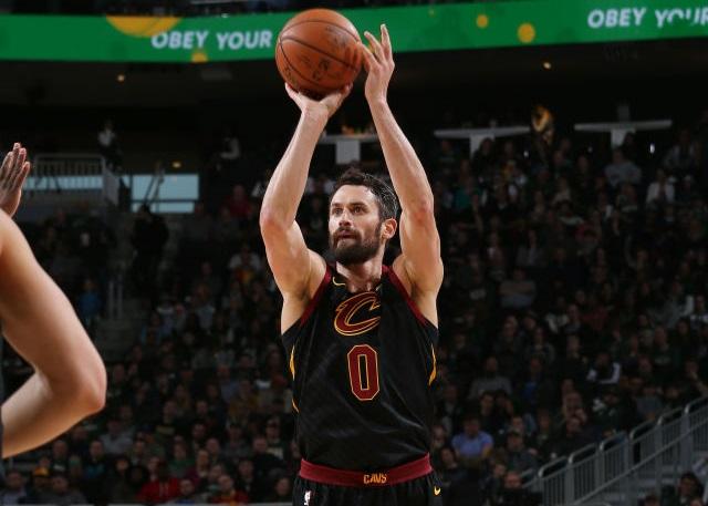 首轮战罢 首轮战罢